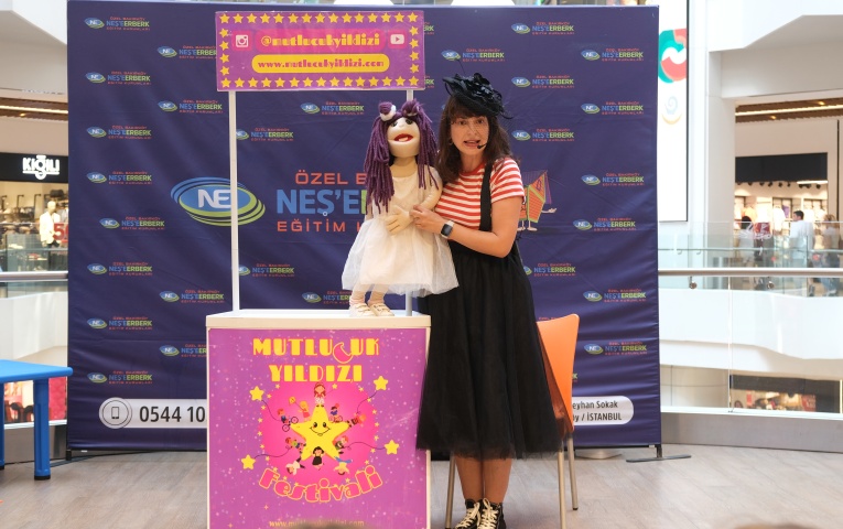 Carousel AVM’de Minikler Yaza Merhaba Dedi