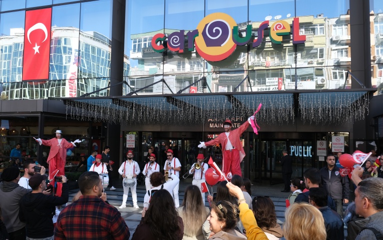 Cumhuriyetimizin 102. Yıl Coşkusu Carousel AVM’de Kutlandı!