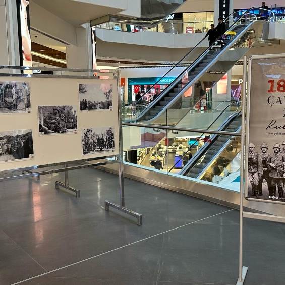 Carousel AVM’de 18 Mart Çanakkale Sergisi Ziyaretçilerini Ağırladı