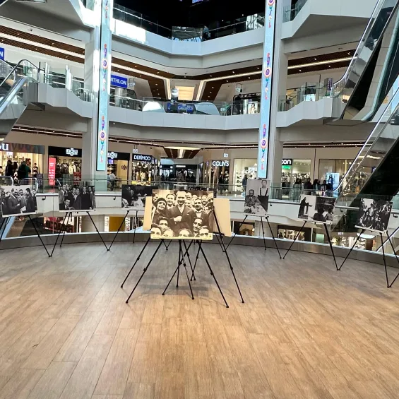 Carousel AVM’de 24 Kasım Öğretmenler Günü Sergisi