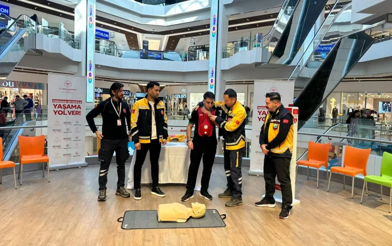 112 Ambulans Servisi’nden İlk Yardım ve Acil Sağlık Farkındalığı